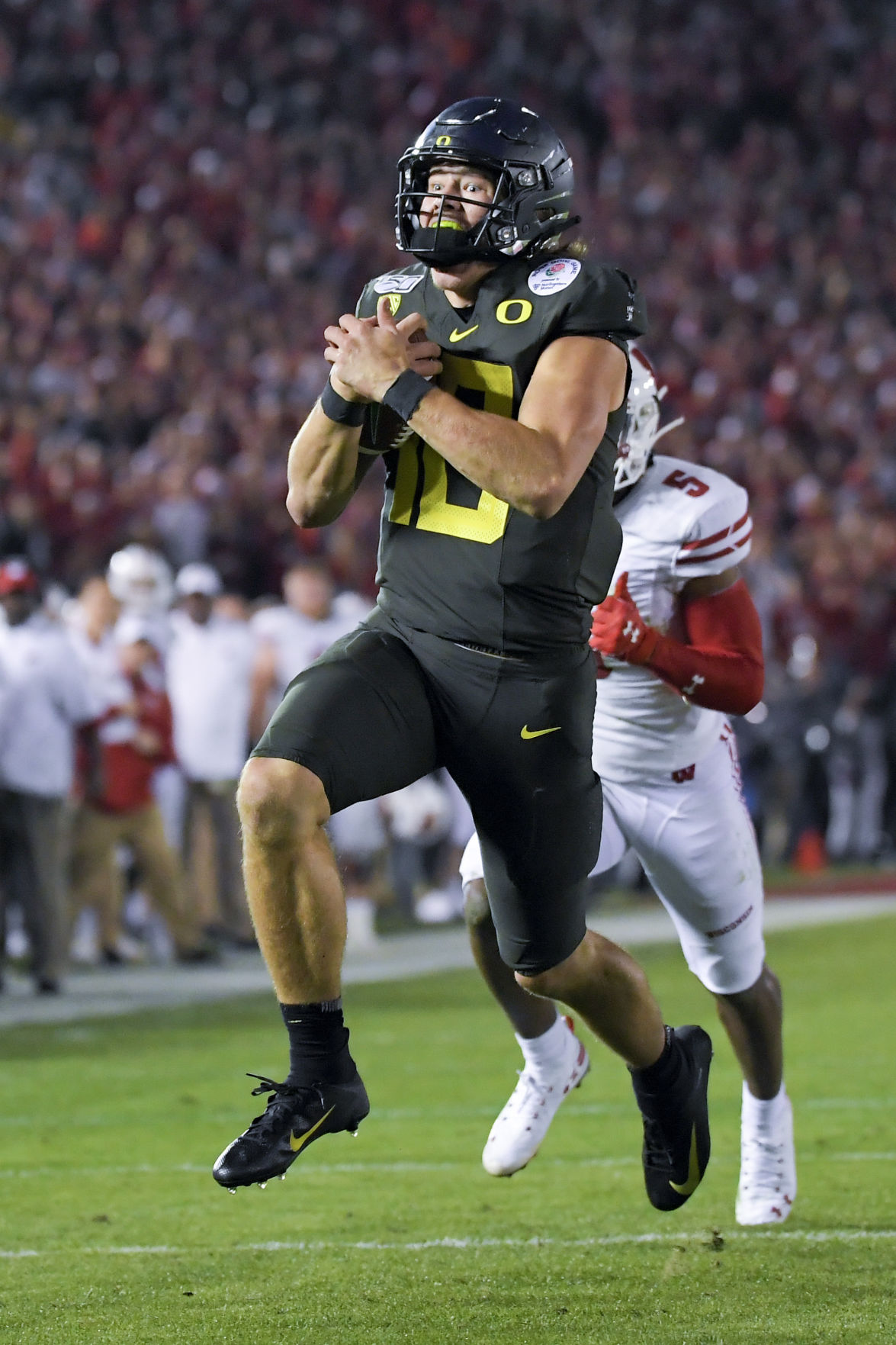 Ducks 28, Badgers 27